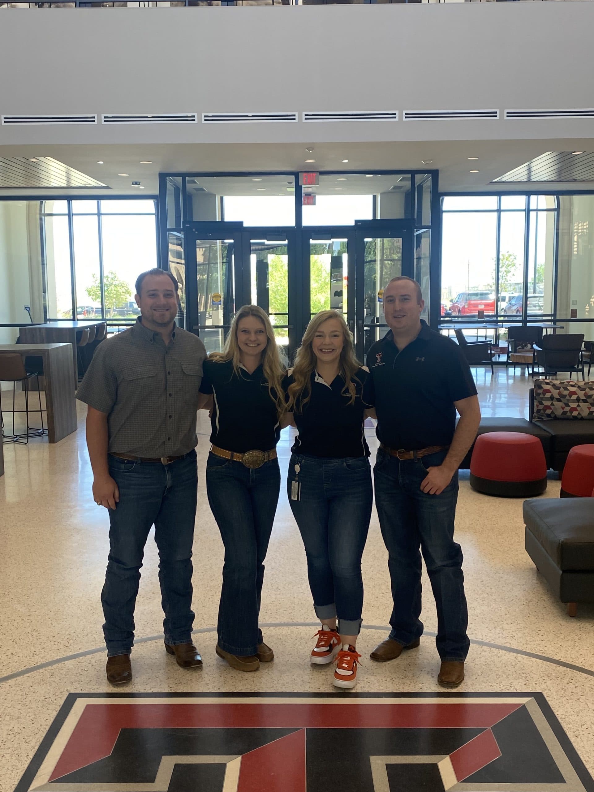 Aurora Pharmaceutical Announces Second Year of DVM Student Scholarship Program